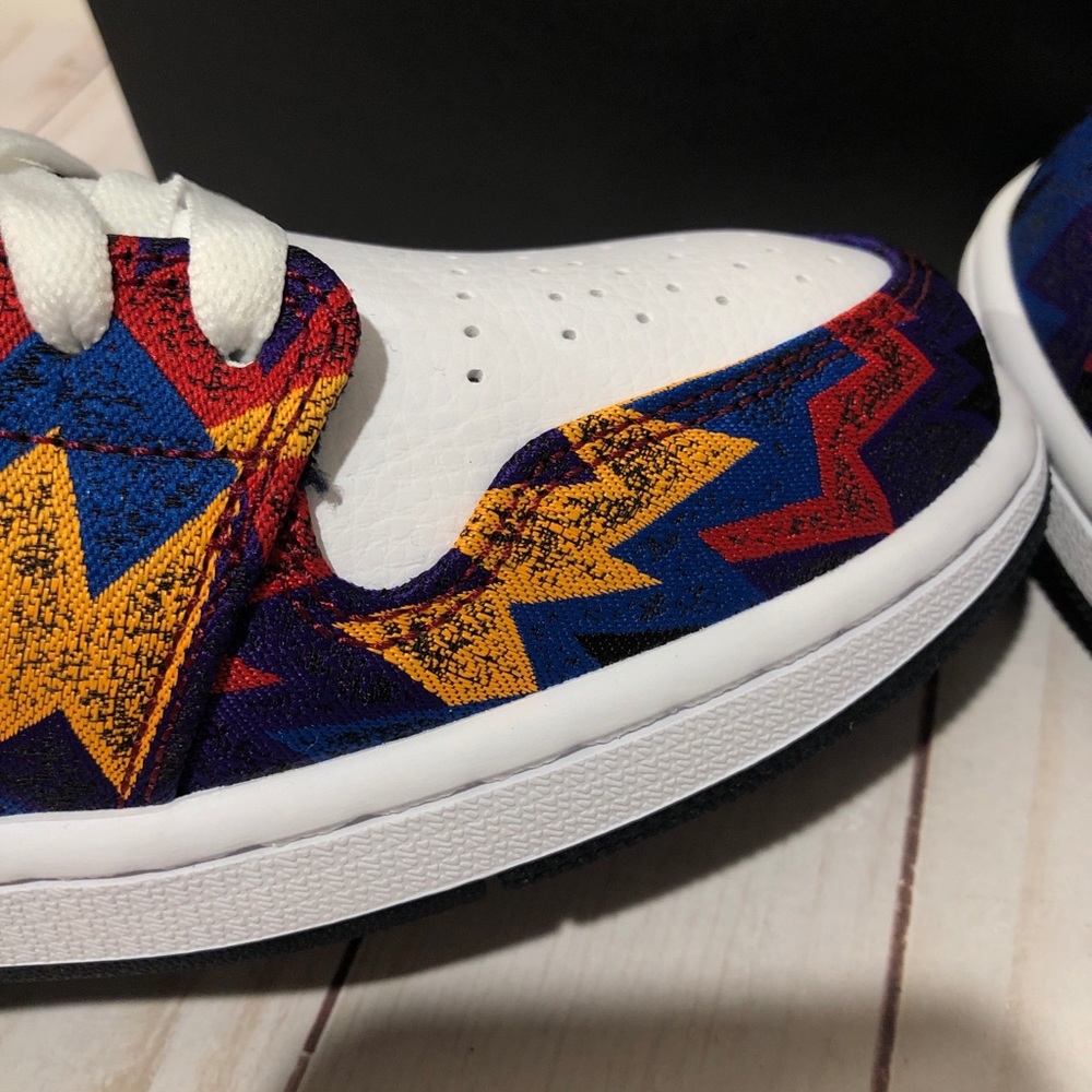 Nike Air Jordan 1 Retro Low Nothing But Net - Picture 9 of 12